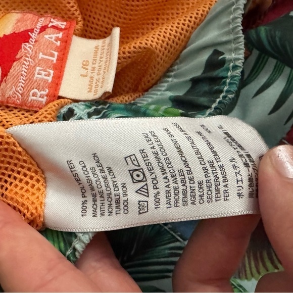 Men's Tommy Bahama Tropical Hawaiian Print Men's Swim Shorts - Picture 7 of 9